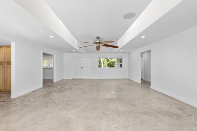 41 Coconut Lane, Ocean Ridge, FL 33435