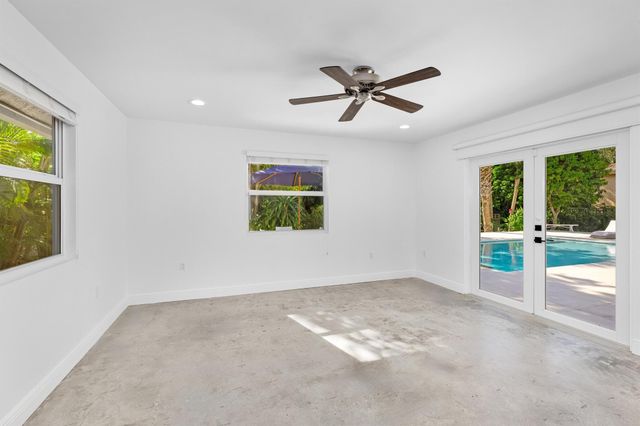 41 Coconut Lane, Ocean Ridge, FL 33435