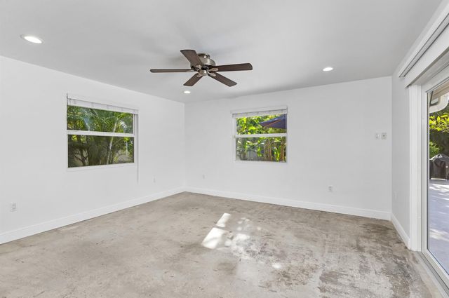 41 Coconut Lane, Ocean Ridge, FL 33435