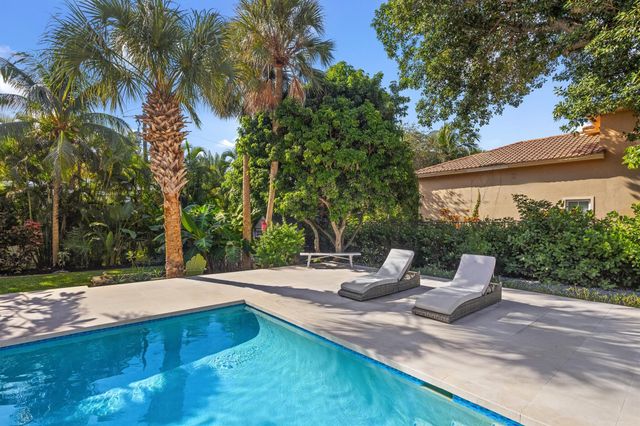 41 Coconut Lane, Ocean Ridge, FL 33435