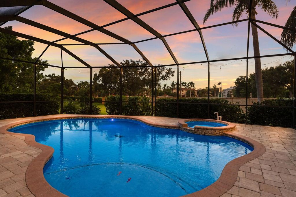 Image 2 of property listing at 3618 SUMMERWIND CIRCLE, Bradenton, FL 34209