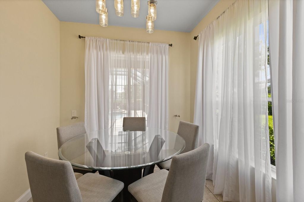 Image 15 of property listing at 3618 SUMMERWIND CIRCLE, Bradenton, FL 34209