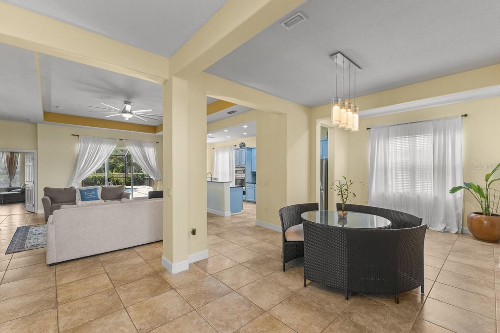 Image 10 of property listing at 3618 SUMMERWIND CIRCLE, Bradenton, FL 34209