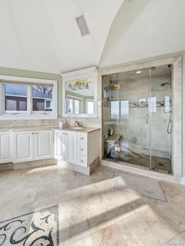 174 Douglas, Staten Island, NY 10304