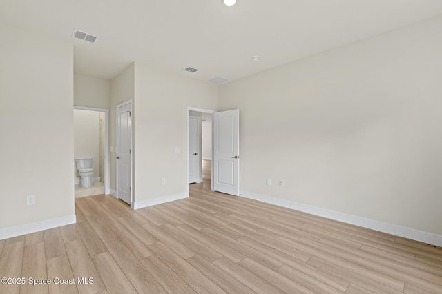 542 De Groodt Road SW, Palm Bay, FL 32908