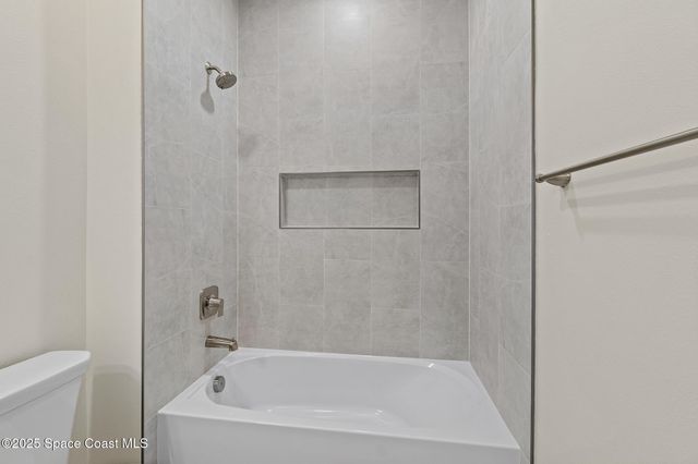 542 De Groodt Road SW, Palm Bay, FL 32908