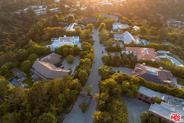 3396 Stone Ridge Lane, Los Angeles, CA 90077