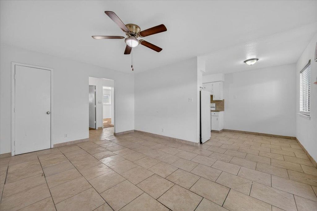 Image 12 of property listing at 1348 E San Bruno Avenue, Fresno, CA 93710