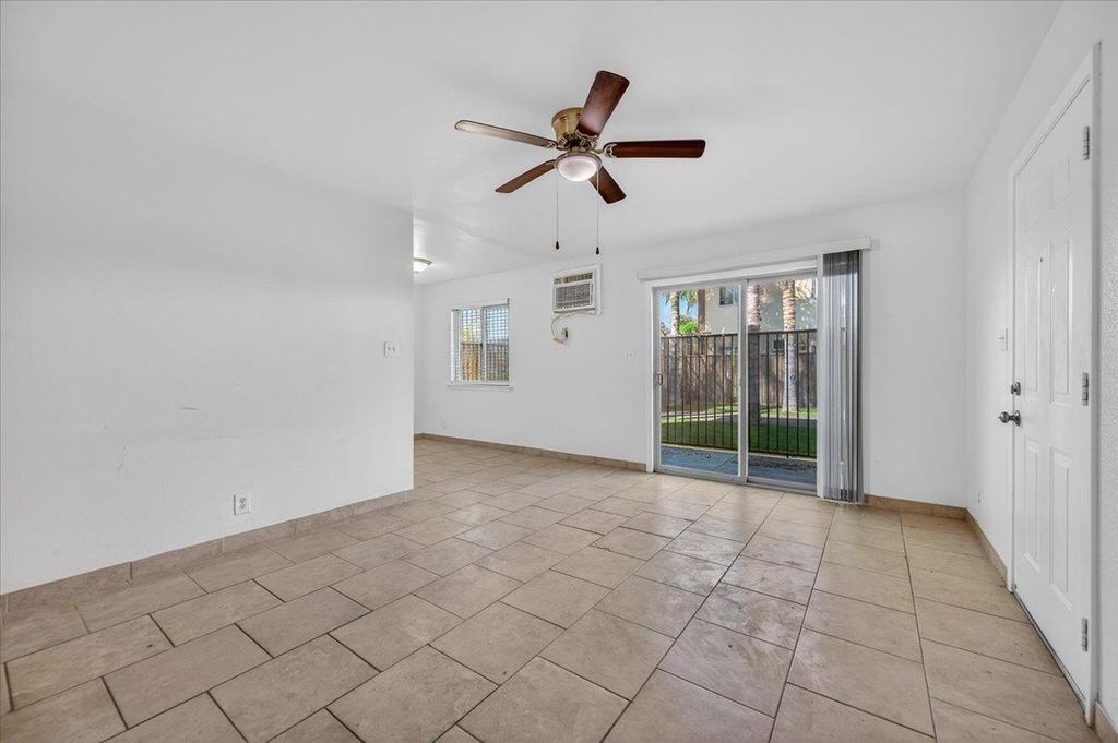 Image 13 of property listing at 1348 E San Bruno Avenue, Fresno, CA 93710
