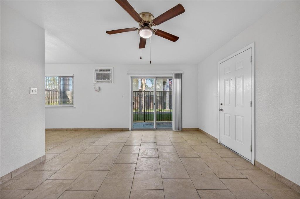 Image 14 of property listing at 1348 E San Bruno Avenue, Fresno, CA 93710
