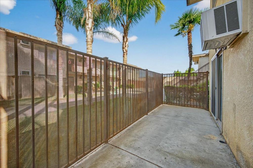 Image 27 of property listing at 1348 E San Bruno Avenue, Fresno, CA 93710