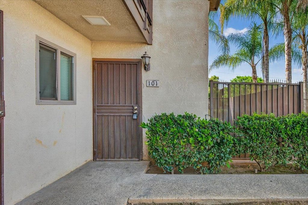 Image 28 of property listing at 1348 E San Bruno Avenue, Fresno, CA 93710