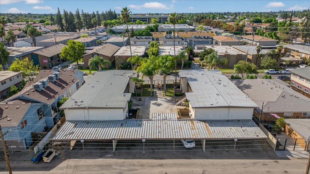 Image 5 of property listing at 1348 E San Bruno Avenue, Fresno, CA 93710