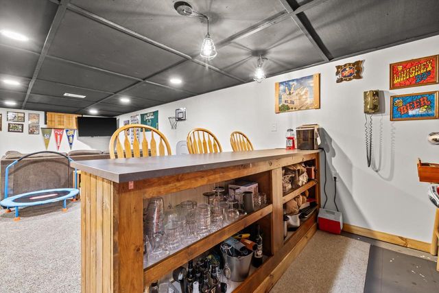 1111 Shorecrest DRIVE, Racine, WI 53402