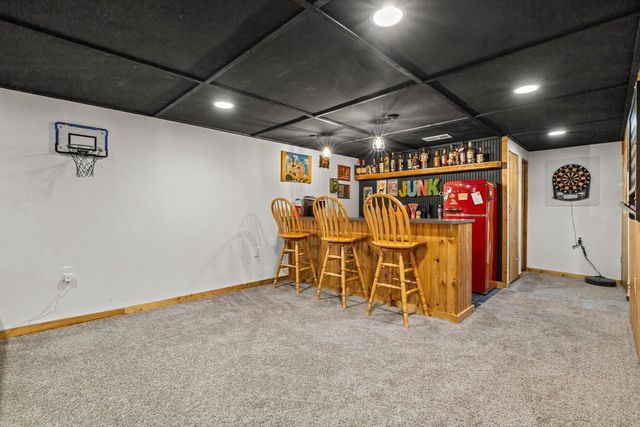 1111 Shorecrest DRIVE, Racine, WI 53402