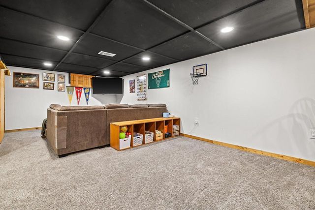 1111 Shorecrest DRIVE, Racine, WI 53402