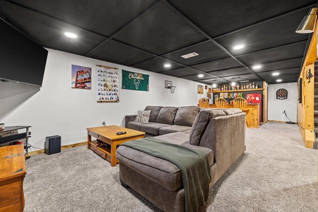 1111 Shorecrest DRIVE, Racine, WI 53402