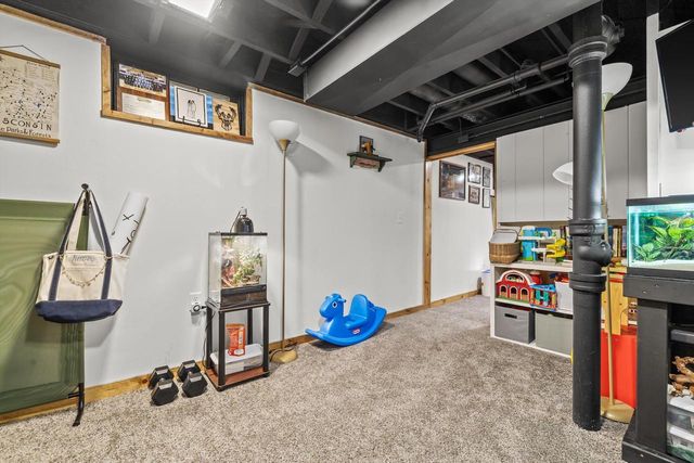 1111 Shorecrest DRIVE, Racine, WI 53402