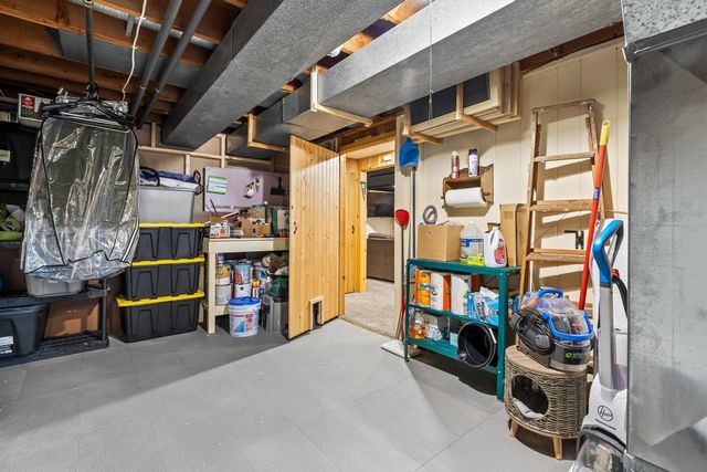 1111 Shorecrest DRIVE, Racine, WI 53402