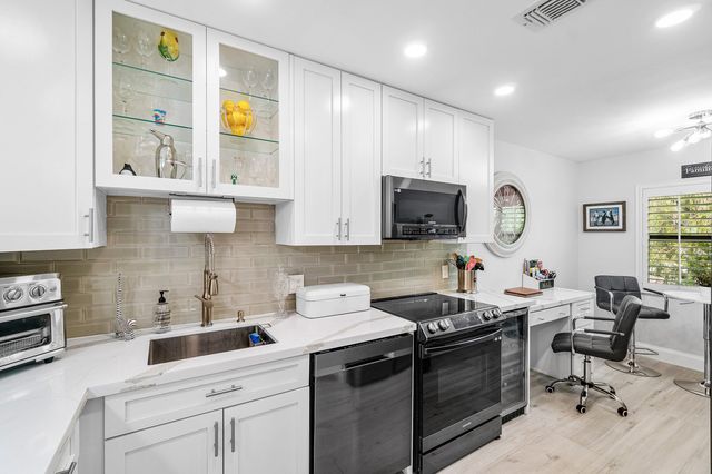 24 Southport Lane H, Boynton Beach, FL 33436