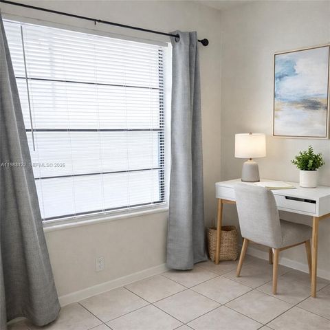 500 NE 2nd St 127, Dania Beach, FL 33004