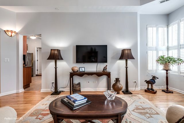 4545 S Drexel Boulevard 2B, Chicago, IL 60653