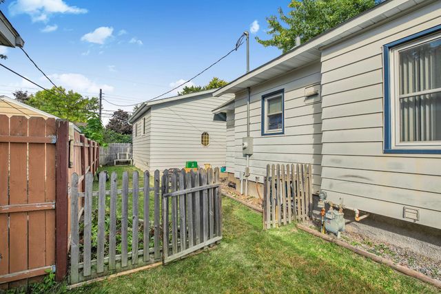 1033 15th Avenue S, Saint Cloud, MN 56301