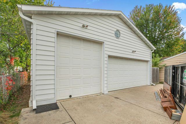 1033 15th Avenue S, Saint Cloud, MN 56301