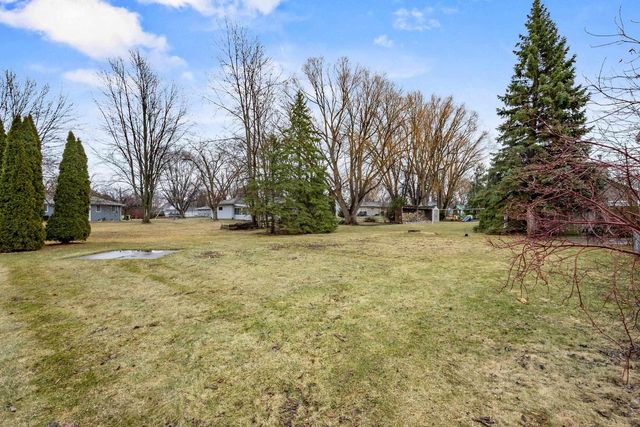 N9650 DARBOY DRIVE, Appleton, WI 54915