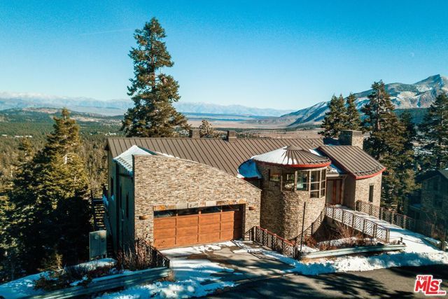 37 Bridges Lane, Mammoth Lakes, CA 93546