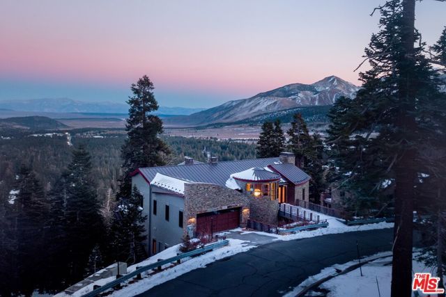 37 Bridges Lane, Mammoth Lakes, CA 93546