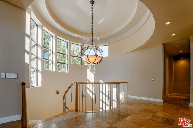 37 Bridges Lane, Mammoth Lakes, CA 93546