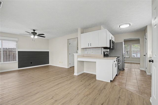 1220 Sunset Drive, Englewood, OH 45322