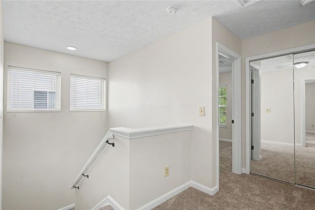 1220 Sunset Drive, Englewood, OH 45322