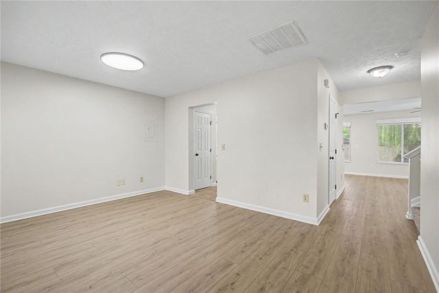 1220 Sunset Drive, Englewood, OH 45322