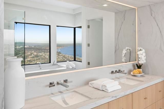 2082 Via Casa Alta, La Jolla (san Diego), CA 92037