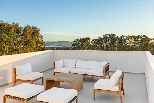 2082 Via Casa Alta, La Jolla (san Diego), CA 92037