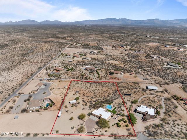 20910 W CATTLE IRON Drive, Wickenburg, AZ 85390