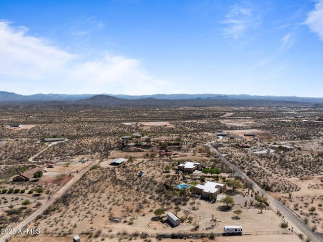 20910 W CATTLE IRON Drive, Wickenburg, AZ 85390