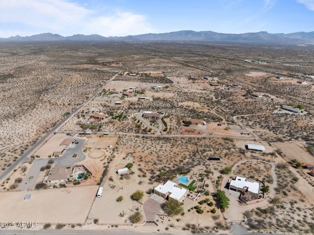 20910 W CATTLE IRON Drive, Wickenburg, AZ 85390
