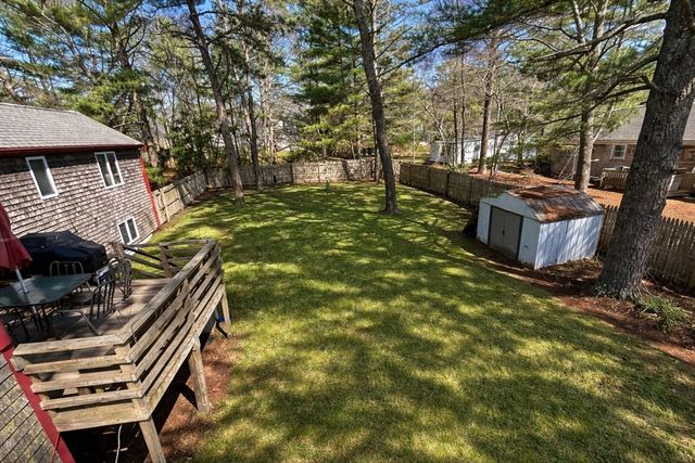 14 Milford St, Plymouth, MA 02360