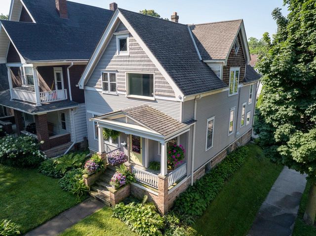 3043 S Superior STREET, Milwaukee, WI 53207