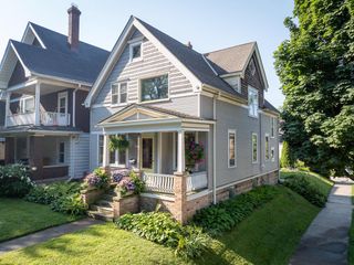 3043 S Superior STREET, Milwaukee, WI 53207