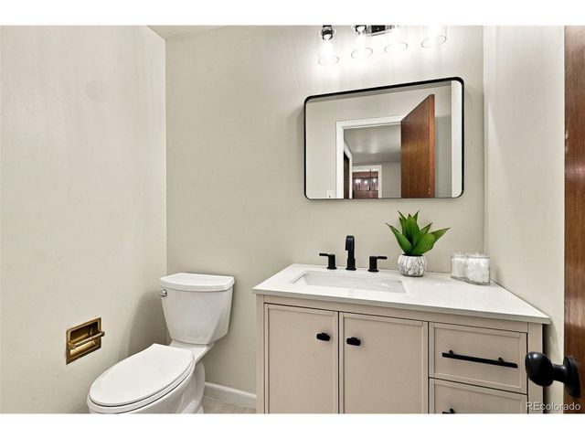 11100 W 25th Pl, Lakewood, CO 80215