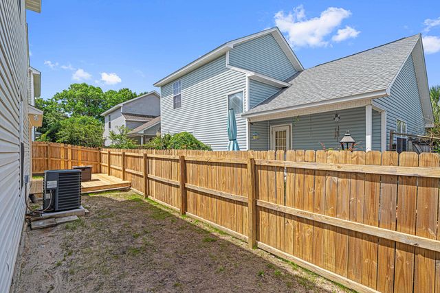 138 Beach Drive, Fort Walton Beach, FL 32547