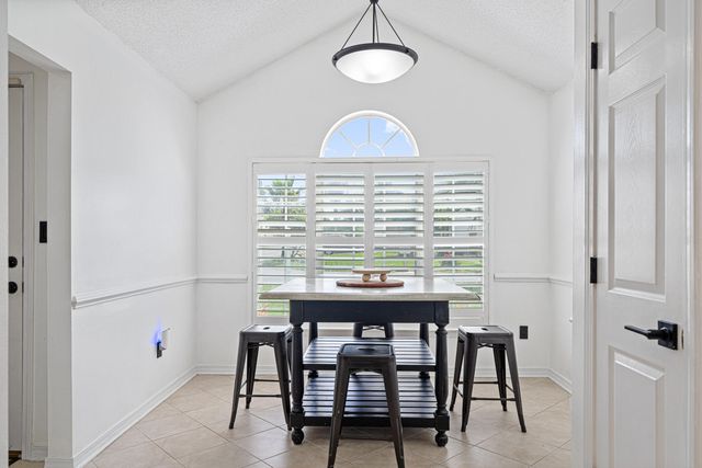 138 Beach Drive, Fort Walton Beach, FL 32547