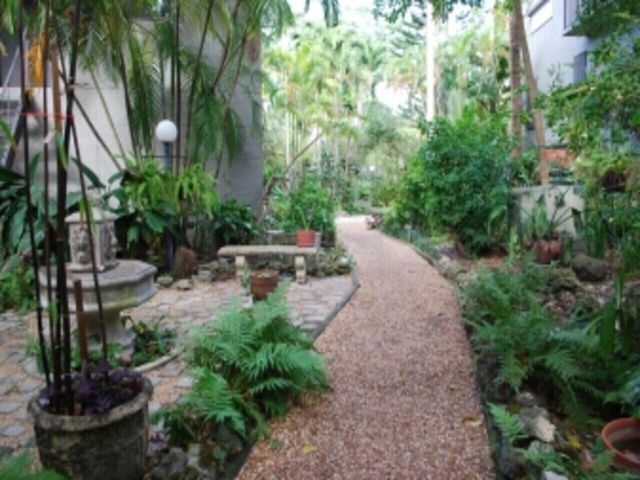1000 NW N River Drive 16, Miami, FL 33136