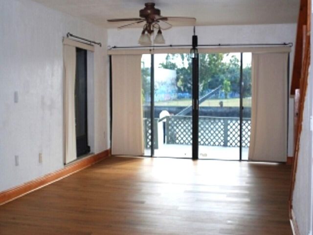 1000 NW N River Drive 16, Miami, FL 33136