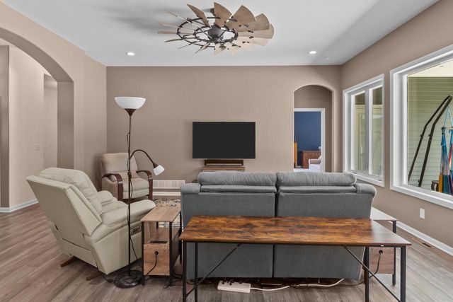 6847 State Road 36, Lake Geneva, WI 53147