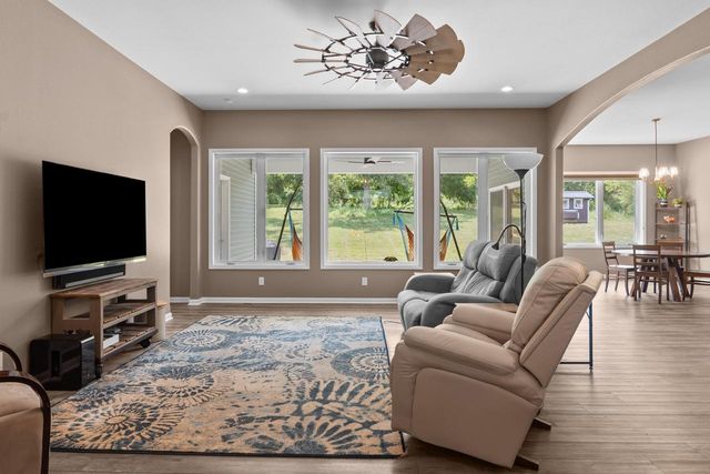 6847 State Road 36, Lake Geneva, WI 53147